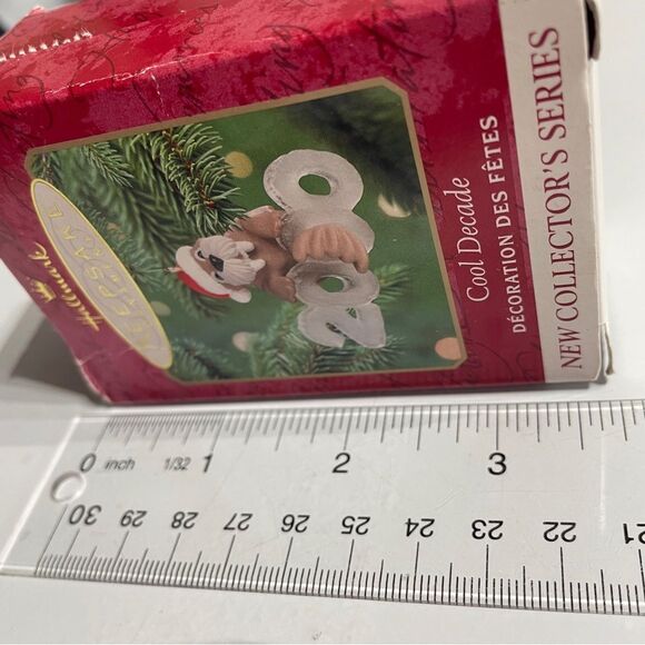 2000 Hallmark Keepsake Ornament Cool Decade Walrus Santa Vintage Christmas - Picture 8 of 9